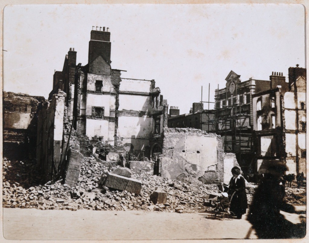 Corner of Earl Street and Sackville Street, May 1916. By permission of the Royal Irish Academy. © RIA